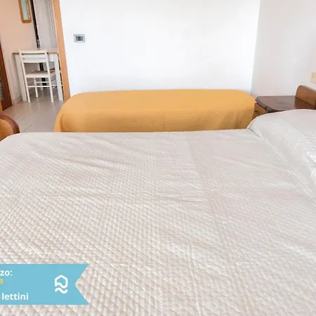 Senigallia, Bilocale Sul Mare Con Inclusa - Se006 * Senigallia